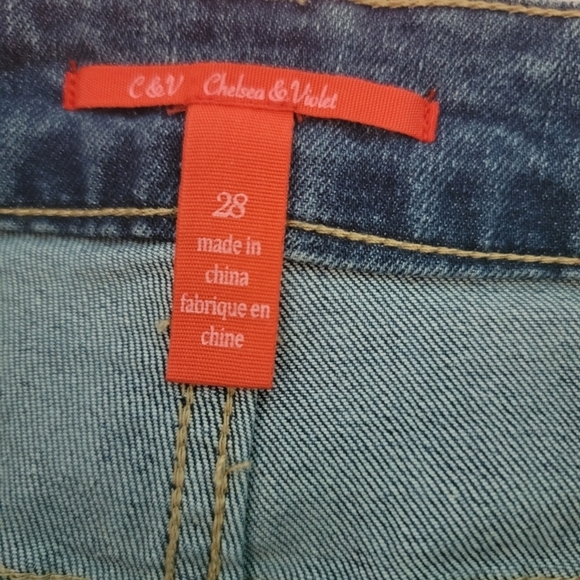 Chelsea & Violet Women's Fringe Frayed Hem Summer Denim Short Sz 28 Festival - Picture 5 of 8